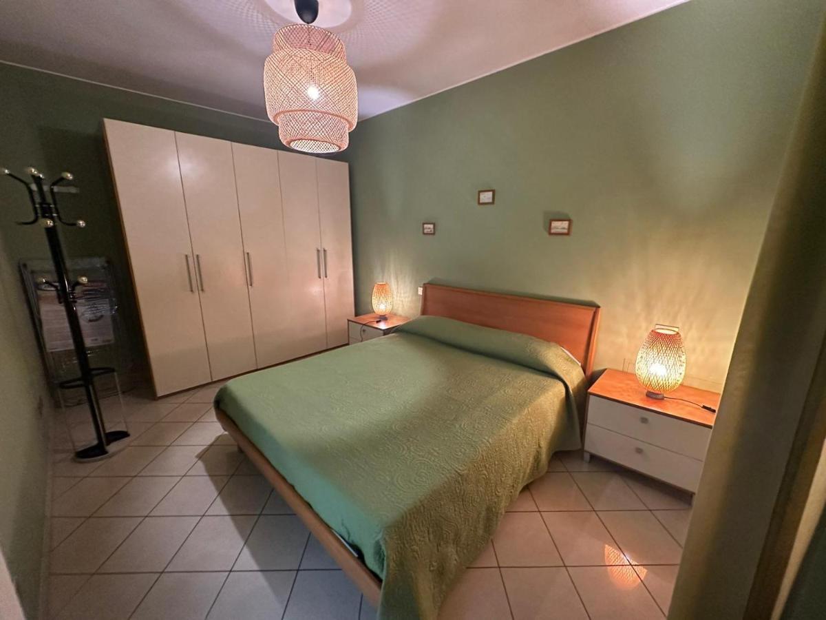 Appartamento Per 4 Persone In Centro Alba Alba  Bagian luar foto