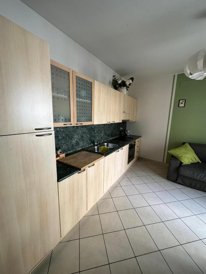 Appartamento Per 4 Persone In Centro Alba Alba  Bagian luar foto